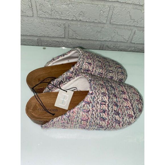 Maurices Casual Sweater Sandal Size 8M NWT - Picture 1 of 8
